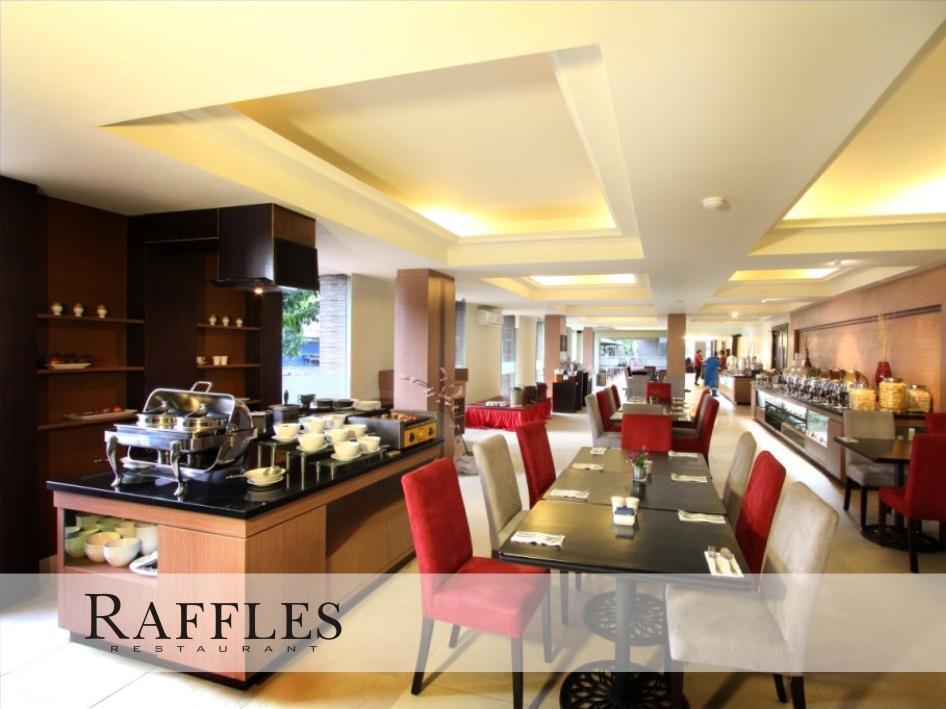 Dafam Hotel Чилачап Екстериор снимка
