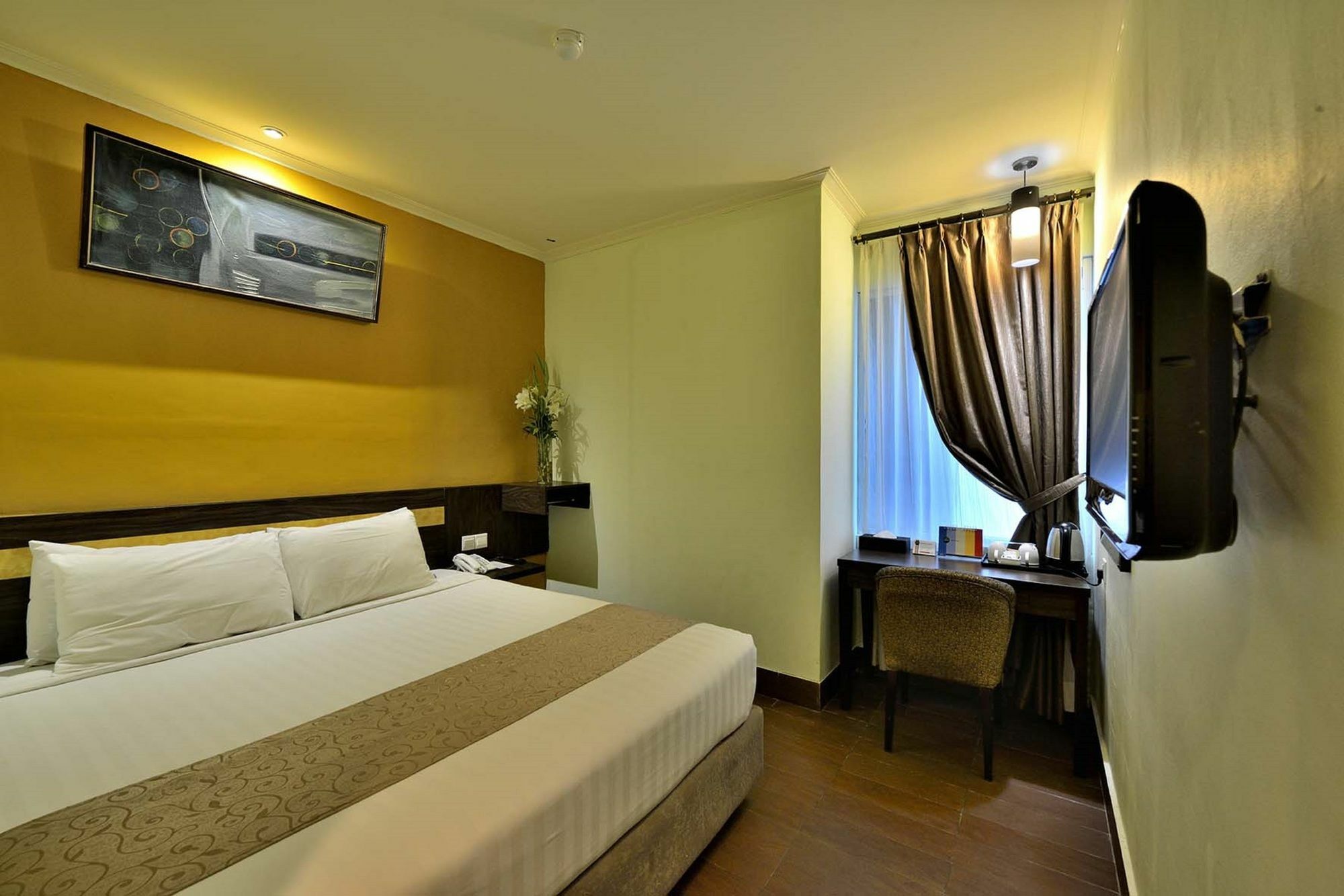 Dafam Hotel Чилачап Екстериор снимка